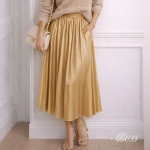 Golden Ombre Pleated Skirt – OS